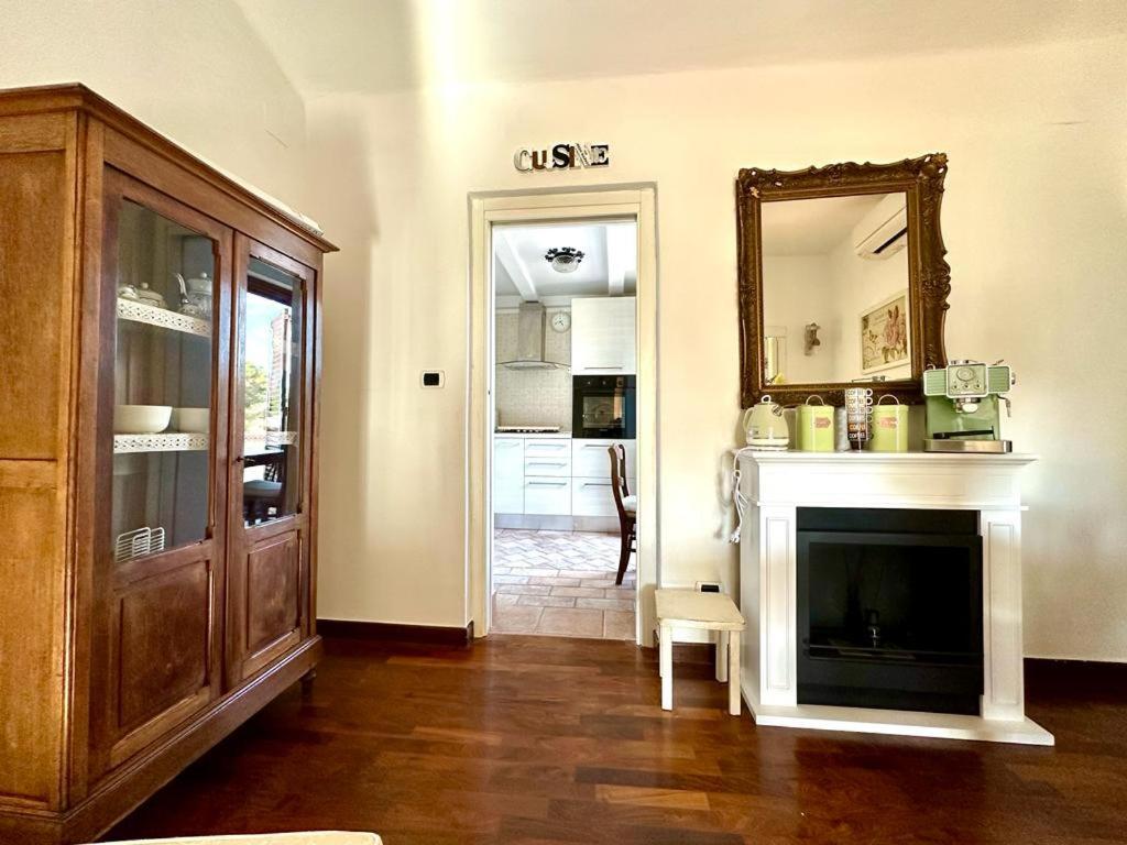 Casa Danila Apartment เควร์ชาเนลลา ภายนอก รูปภาพ